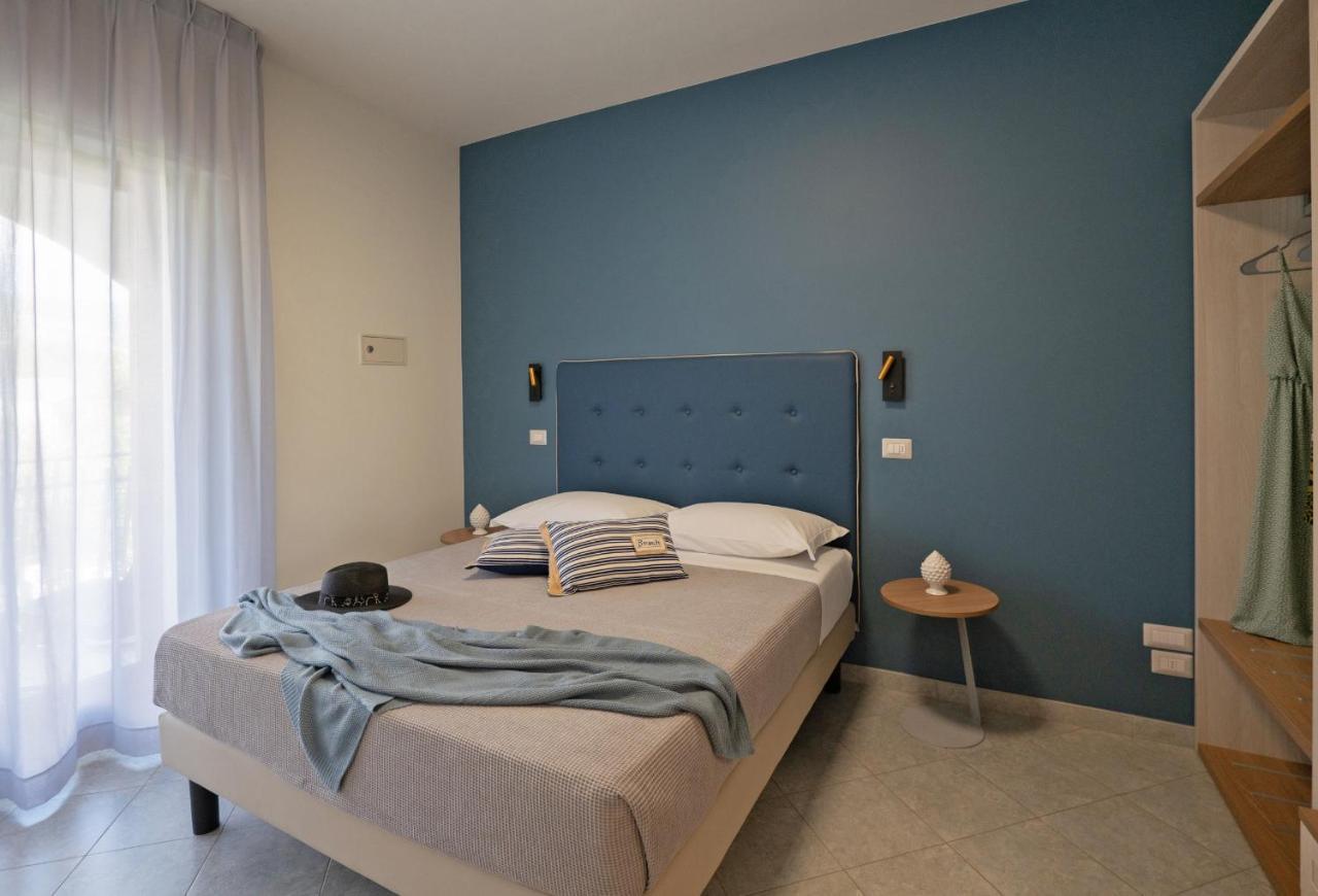 Hotel Residence Torre Del Porto Mattinata Dış mekan fotoğraf