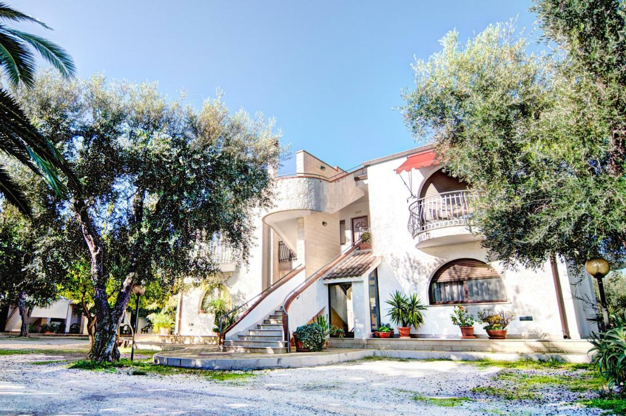 Hotel Residence Torre Del Porto Mattinata Dış mekan fotoğraf