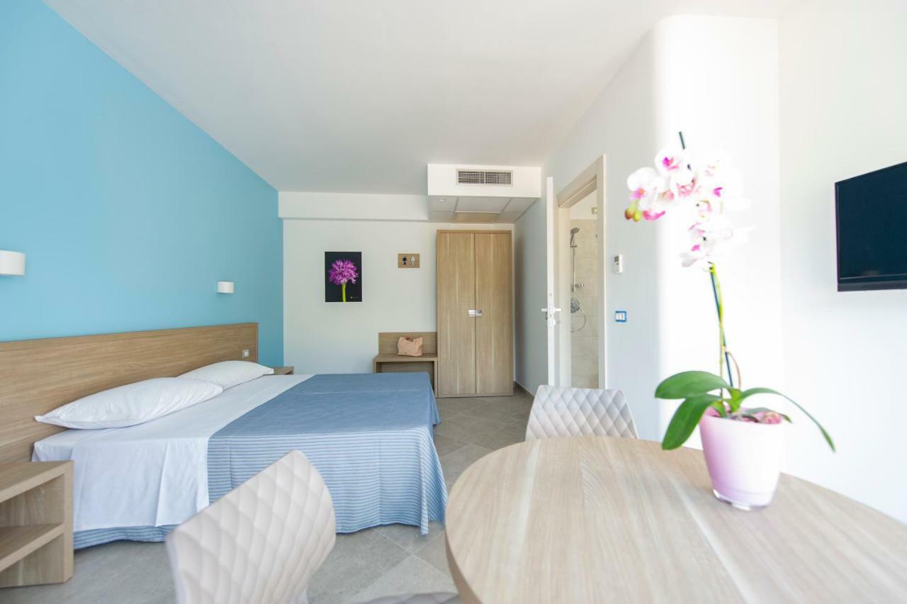 Hotel Residence Torre Del Porto Mattinata Dış mekan fotoğraf