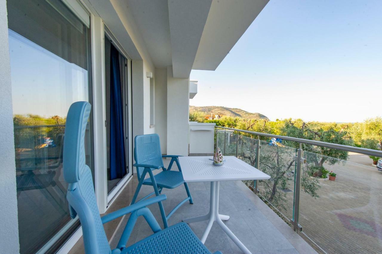 Hotel Residence Torre Del Porto Mattinata Dış mekan fotoğraf