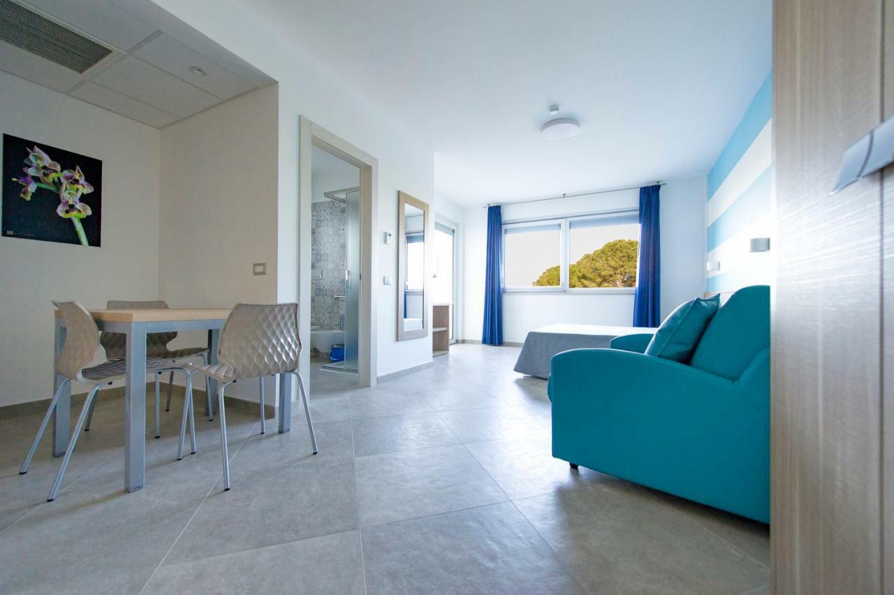 Hotel Residence Torre Del Porto Mattinata Dış mekan fotoğraf